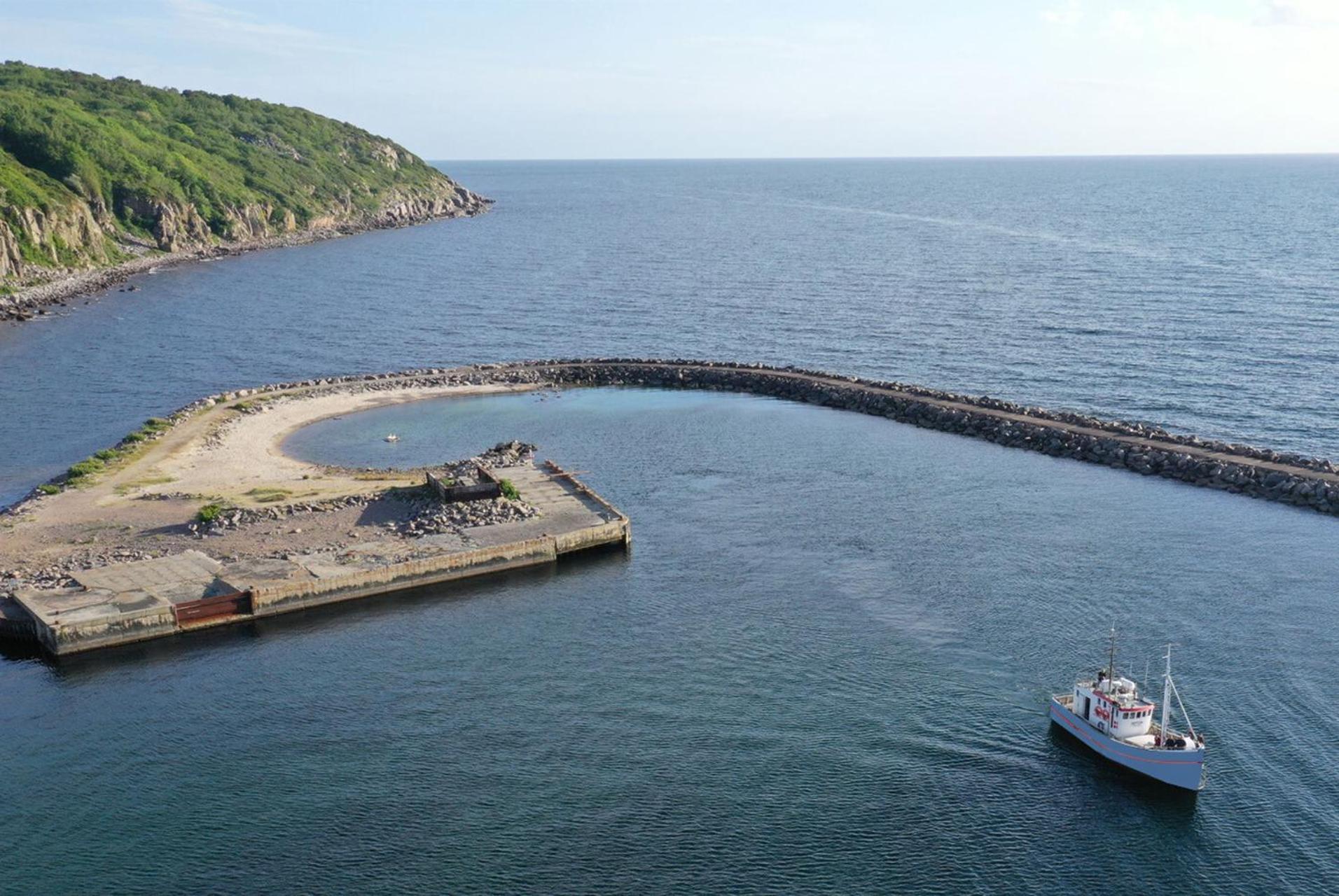 Varra Water - Unique Boat Accomodation - Bornholm - Fjaelstavn Нексё Экстерьер фото