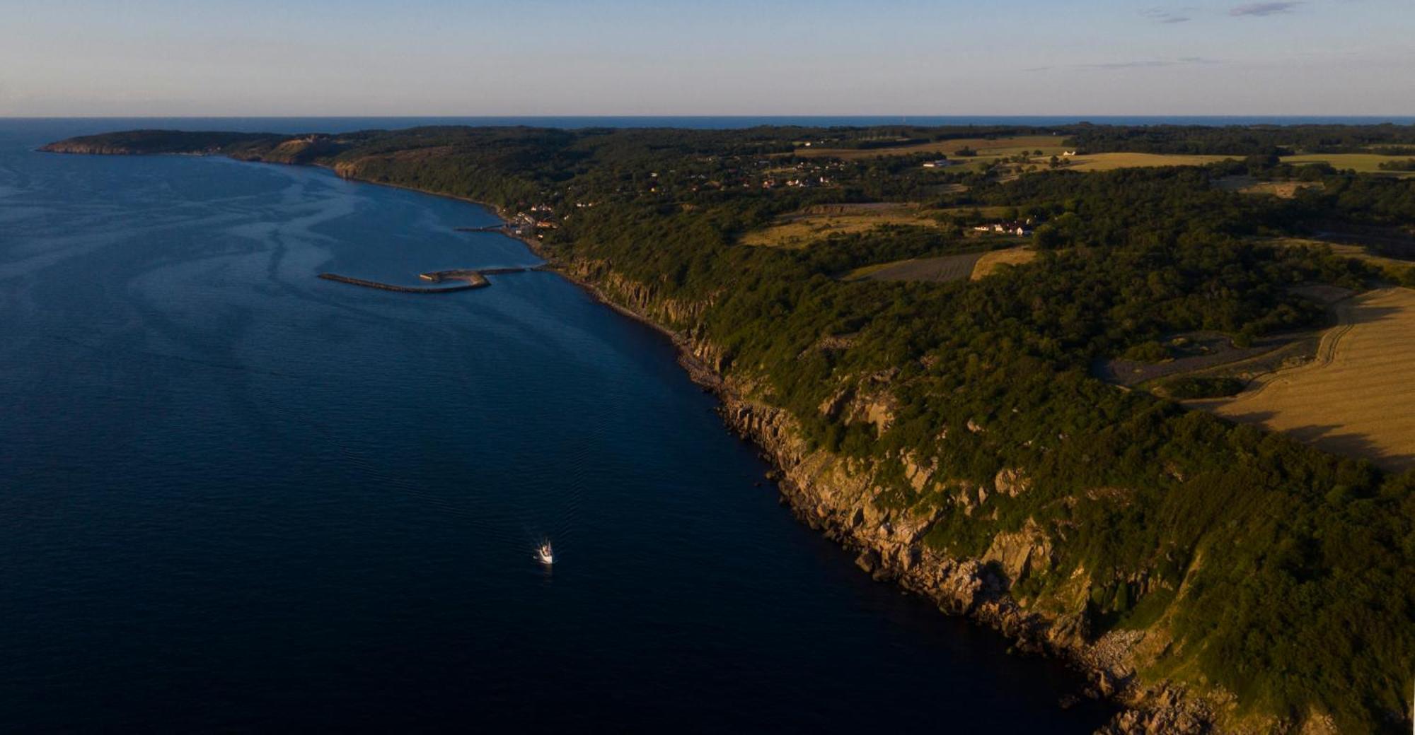 Varra Water - Unique Boat Accomodation - Bornholm - Fjaelstavn Нексё Экстерьер фото